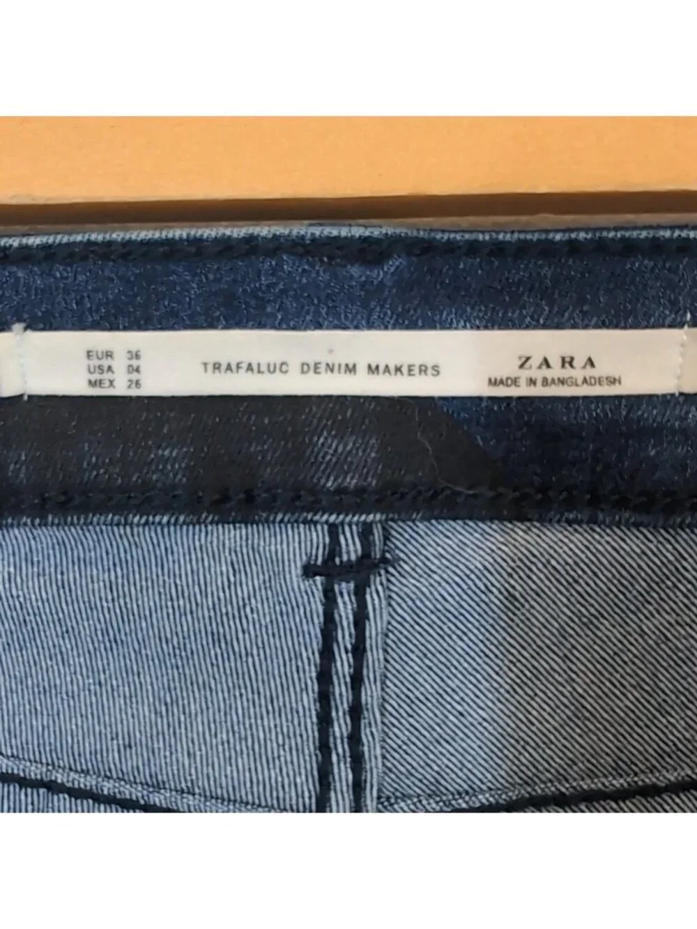 ZARA Trafaluc Denim Makers Polka Dot Skinny Jeans Cropped Blue Black Size 4